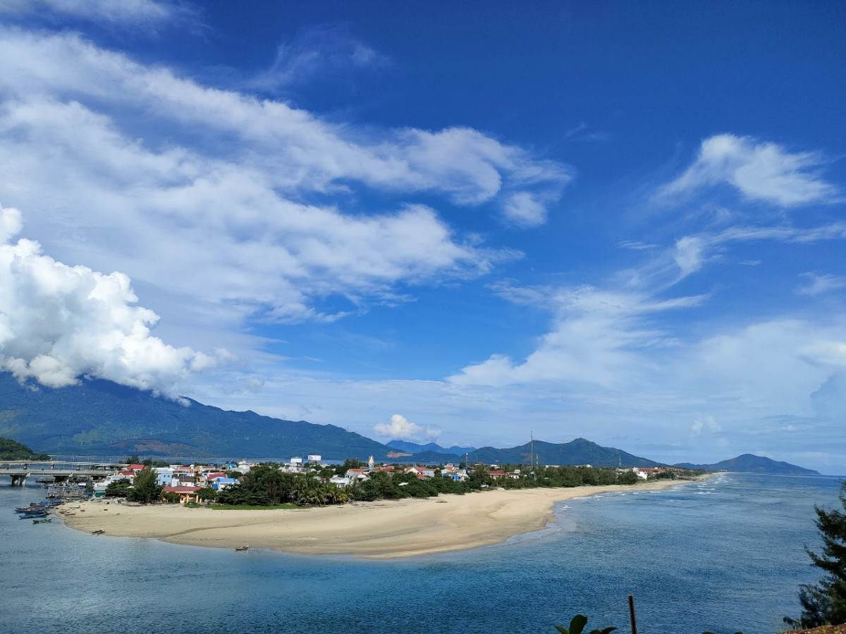 HUE TO HOI AN DAY TOURS